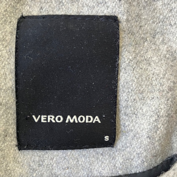 Vero Moda jacket - Picture 3 of 3
